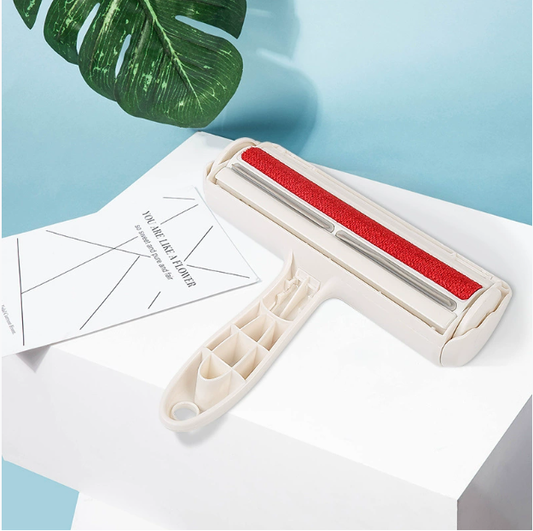 Reusable Pet Hair Remover — Self-Cleaning Lint Roller